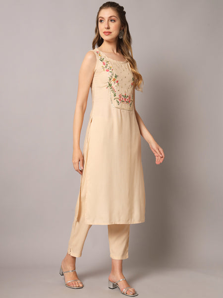 Floral Embroidered Kurta With Pant