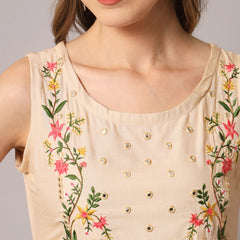 Floral Embroidered Kurta Close View