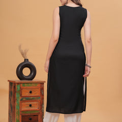 Women Motif Yoke Design Straight Kurta with Patiala