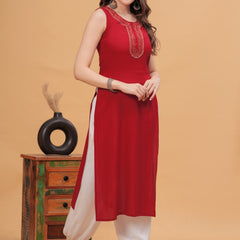 Women Gotta Patti Kurta with Harem Pants