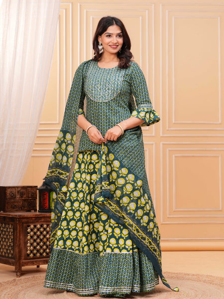 Women Ethnic Motifs Printed Cotton A-Line Kurti with Skirt & Dupatta