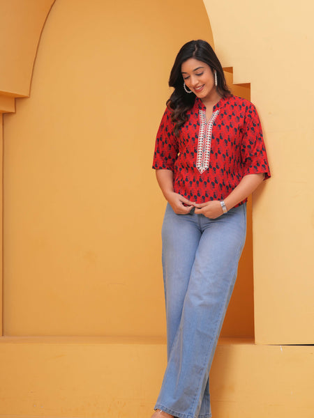 Geometric Print Mandarin Collar Cotton Top