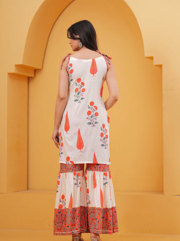 Women Floral Printed Regular Kurta with Sharara