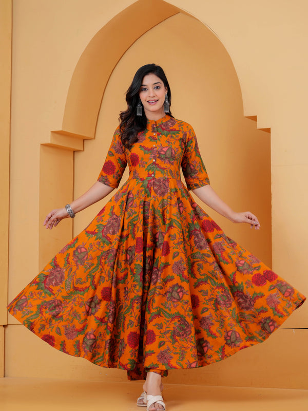 Women yellow floral printed Anarkali kurta set with flared design
