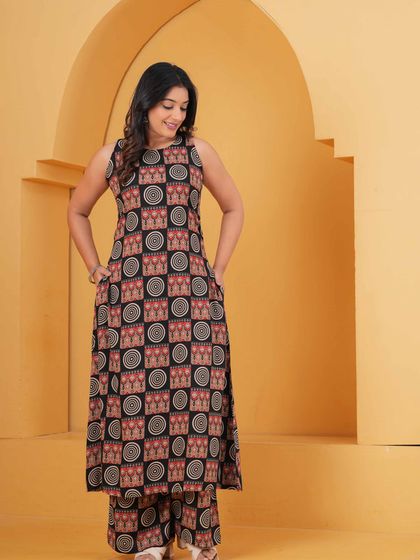 Women Printed Regular Kurta with Palazzos