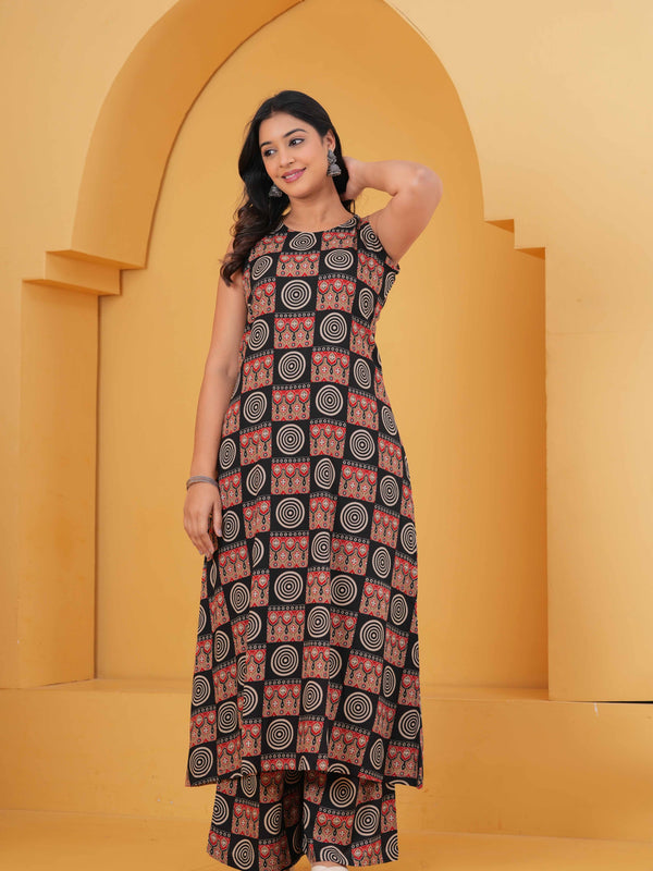 Women Printed Regular Kurta with Palazzos