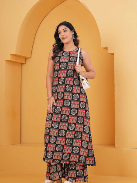 Women Printed Regular Kurta with Palazzos