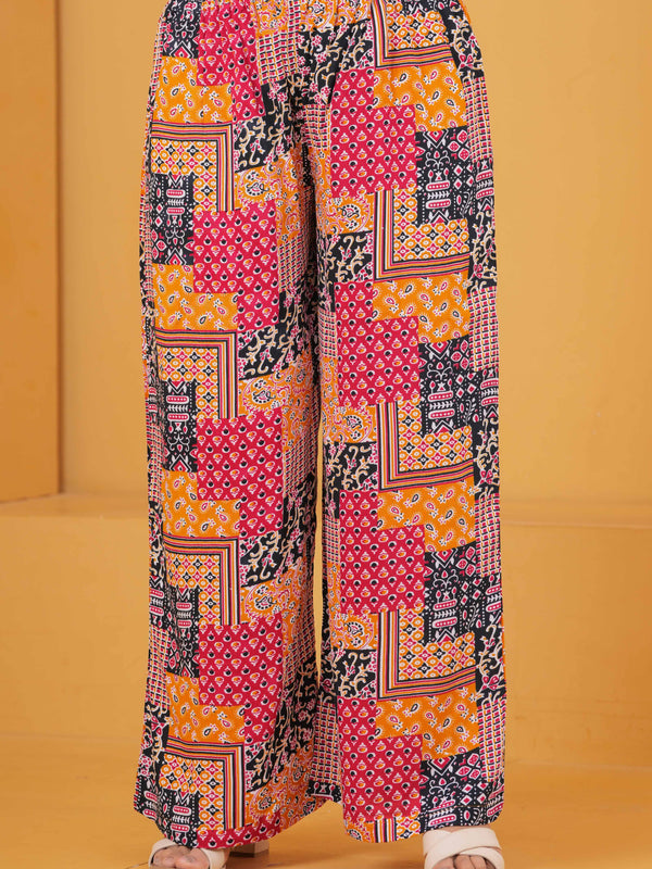 Women Printed Regular Kurta with Palazzos