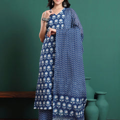 Women Floral Printed Cotton Kurta with Trousers & Dupatta