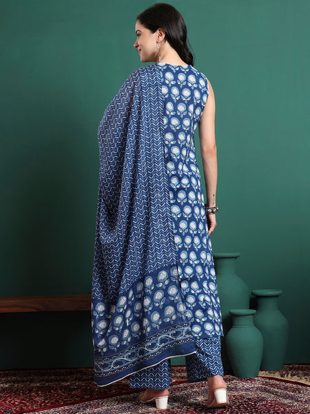 Women Floral Printed Cotton Kurta with Trousers & Dupatta