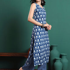 Women Floral Printed Cotton Kurta with Trousers & Dupatta