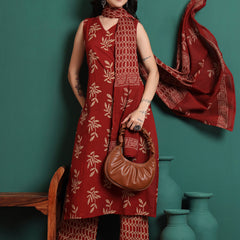 Women Ethnic Motifs Printed Cotton Kurta with Trousers & Dupatta