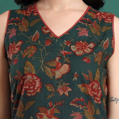 Women Floral Printed Cotton Kurta with Trousers & Dupatta