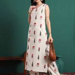 Women Floral Printed Kurta with Trousers