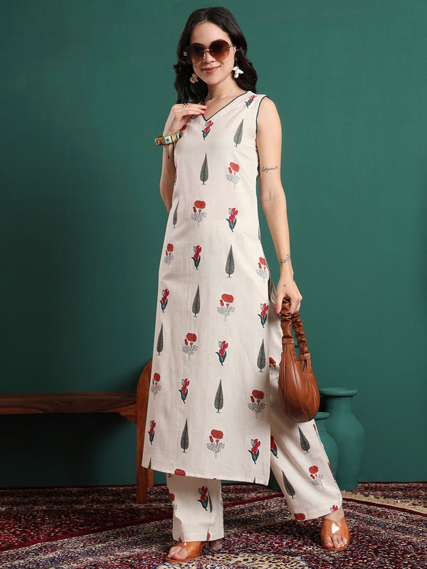 Women Floral Printed Kurta with Trousers