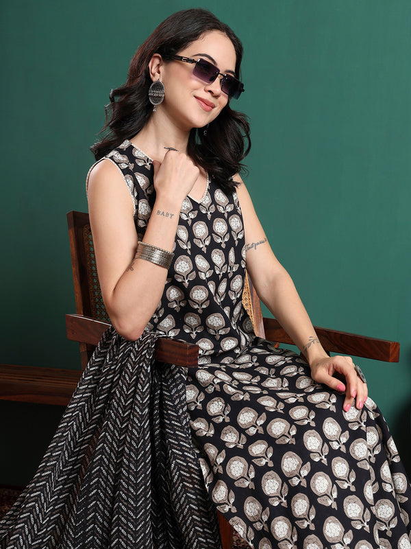 Floral Printed V-Neck Pure Cotton Kurta With Trousers & Dupatta