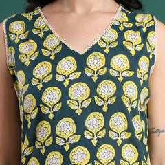 Floral Printed V-Neck Pure Cotton Kurta With Trousers & Dupatta