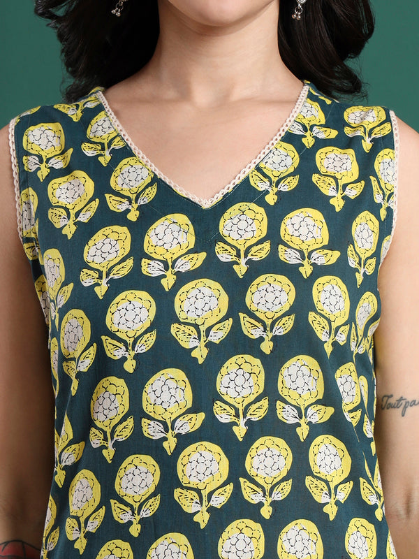 Floral Printed V-Neck Pure Cotton Kurta With Trousers & Dupatta