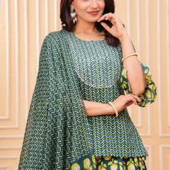 Women Ethnic Motifs Printed Cotton A-Line Kurti with Skirt & Dupatta
