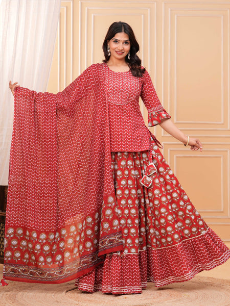 Women Floral Printed Regular Pure Cotton Kurti with Skirt & Dupatta