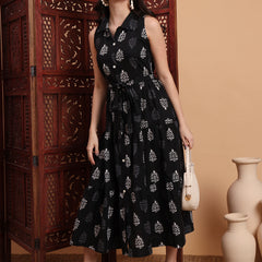Midi Dress with Belt Standing
