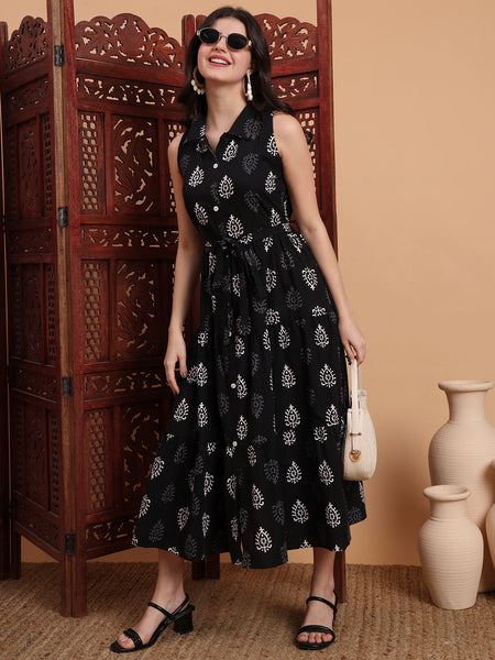 Midi Dress with Belt Standing